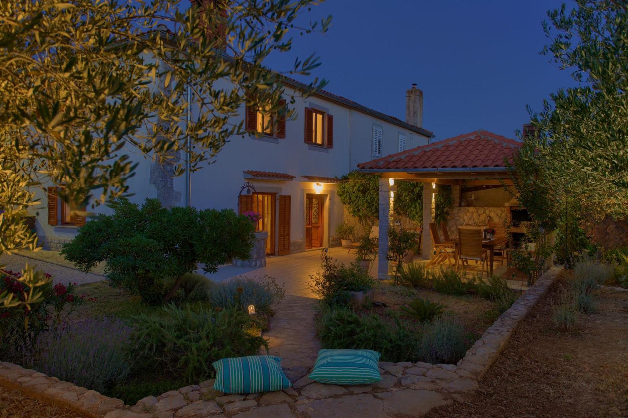 Holiday Home Lavanda Kornic Exterior photo