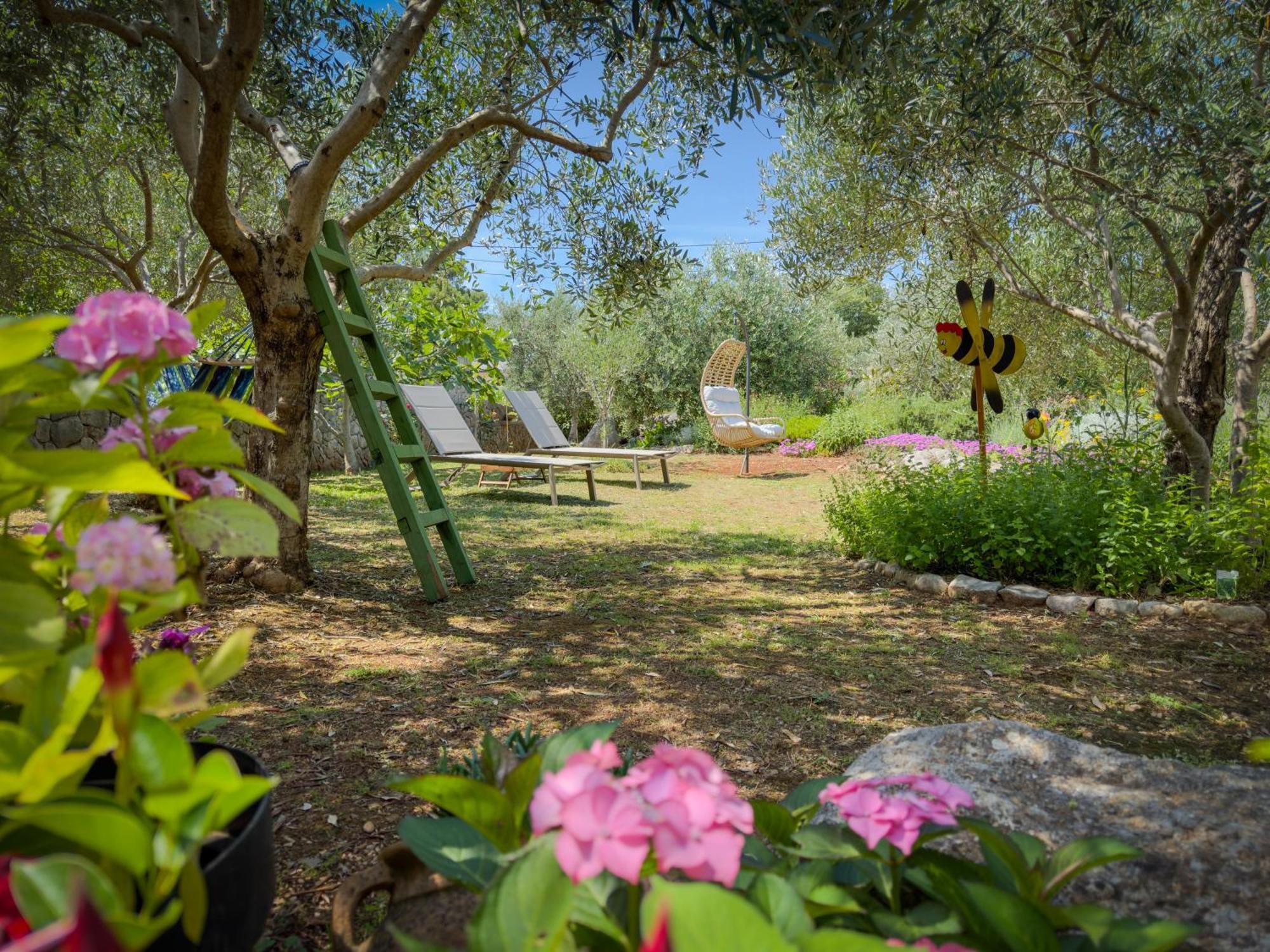 Holiday Home Lavanda Kornic Exterior photo